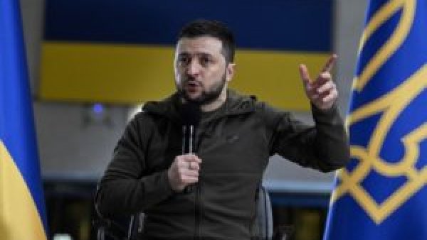 61% dintre ucraineni au încredere în preşedintele Zelenski