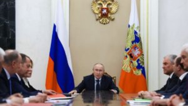 Rusia susţine că a capturat satul Ciuhunivka din estul Ucrainei, relatează RIA